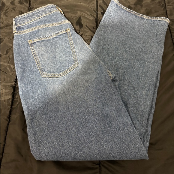 Womans size 6 jeans new with Tags - Picture 3 of 4